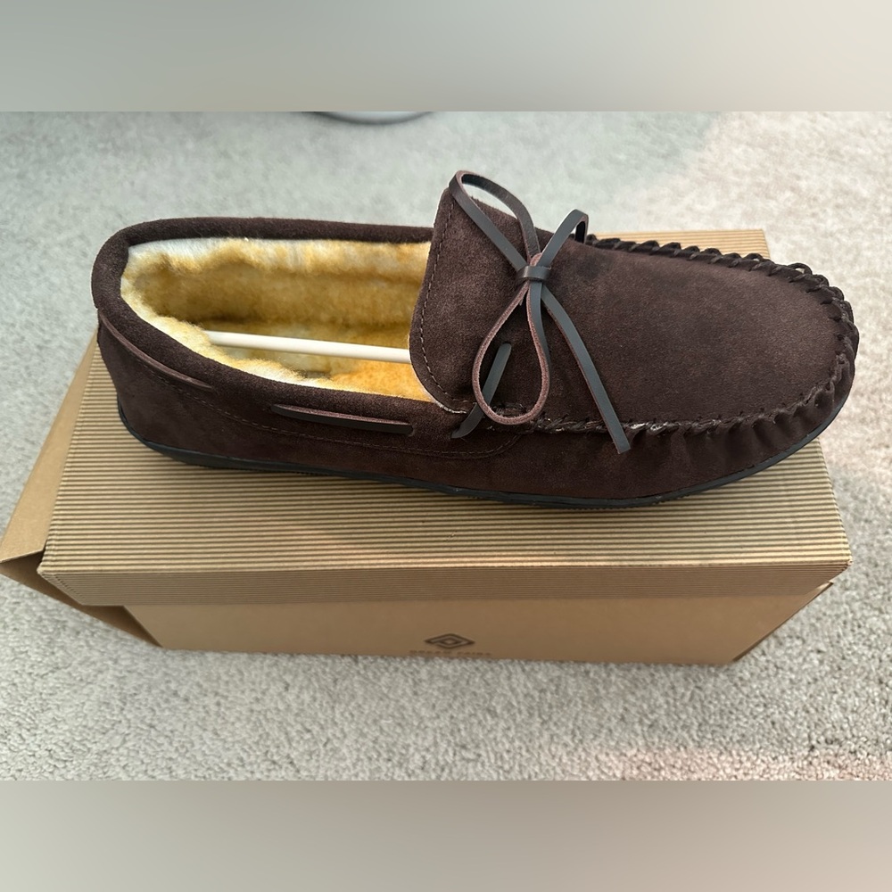 NEW IN BOX MENS LOAFERS